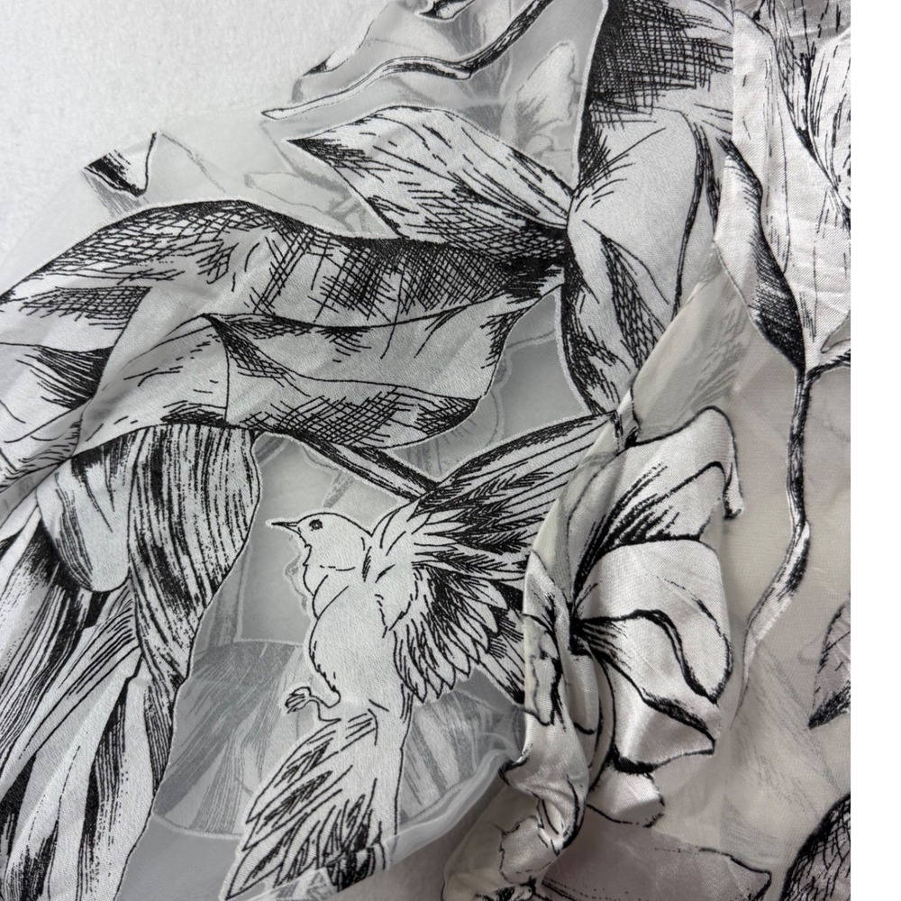 White House Black Market Burnout Floral Bird Blouse White Black Minimalist M - Picture 4 of 9